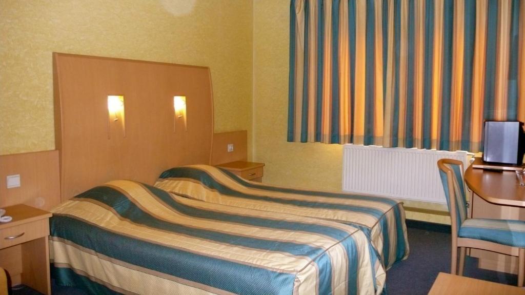 Hotel Le Joli Bois Waterloo Room photo